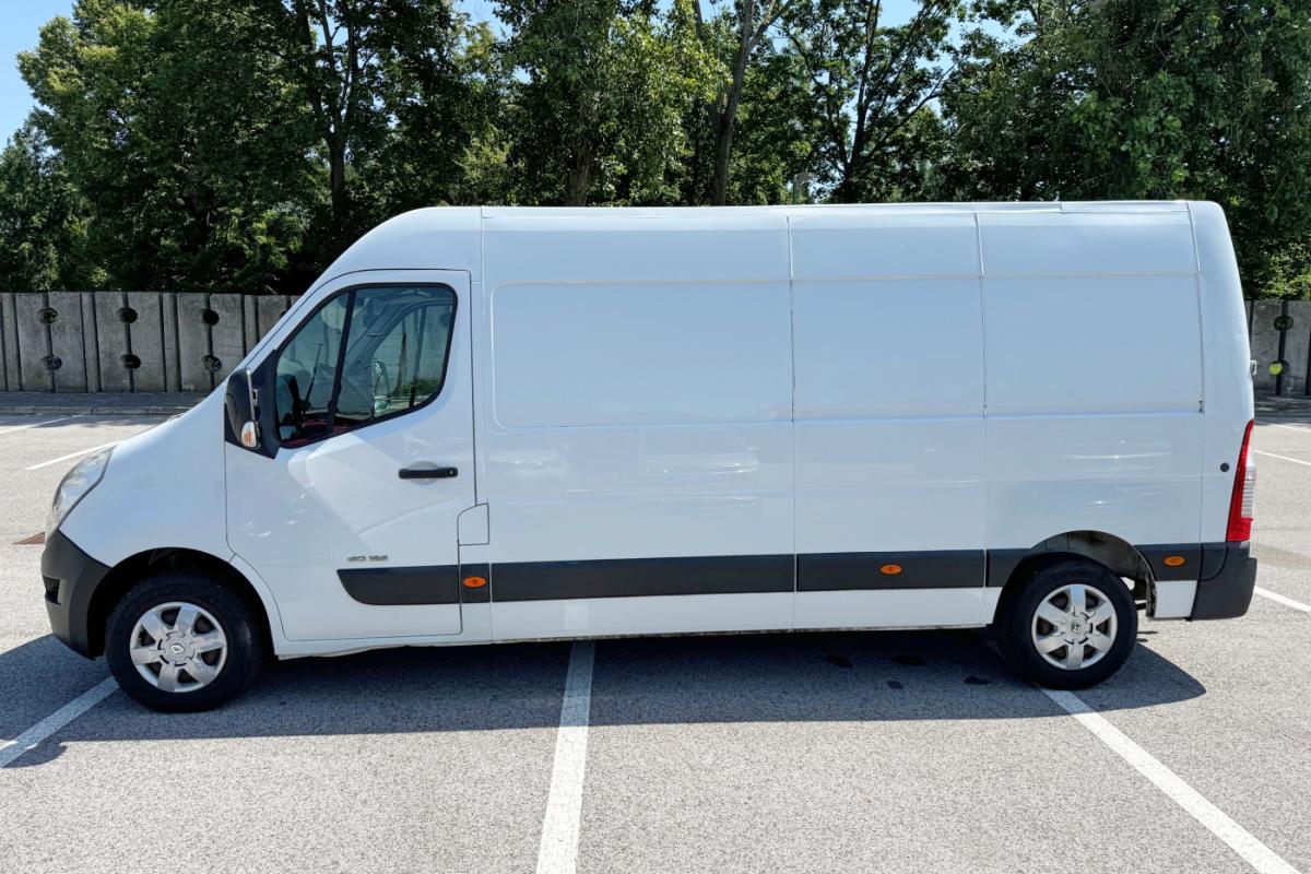 Půjčovna dodávek - Renault Master